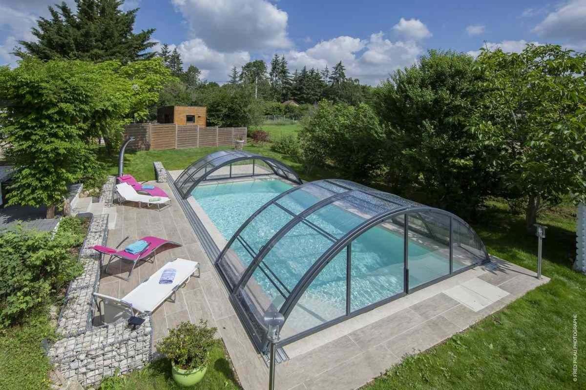 Au Coeur Du Bien Etre, Chambre D'Hotes Avec Piscine Chauffee Et Couverte, Spa, Sauna, Massages モントー エクステリア 写真