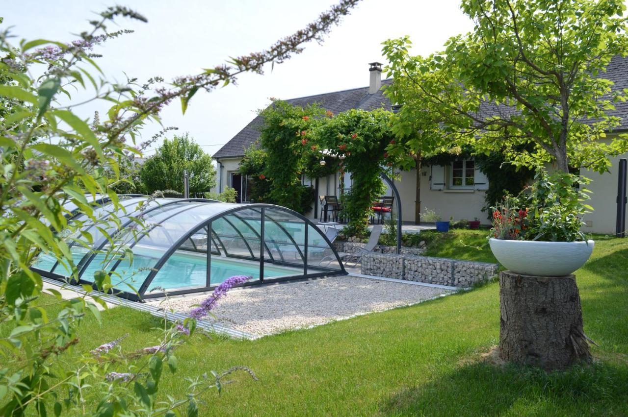 Au Coeur Du Bien Etre, Chambre D'Hotes Avec Piscine Chauffee Et Couverte, Spa, Sauna, Massages モントー エクステリア 写真